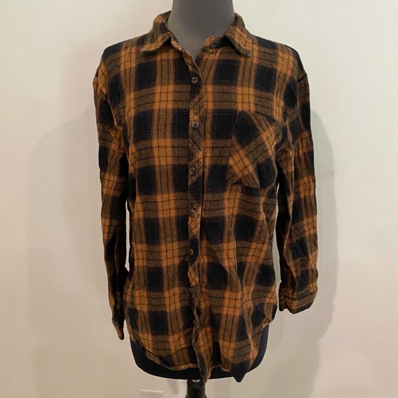 L.I.F.E. LOVE IS FOR ETERNITY PLAID BUTTON DOWN INDIE GRUNGE FLANNEL MEDIUM - Picture 1 of 5